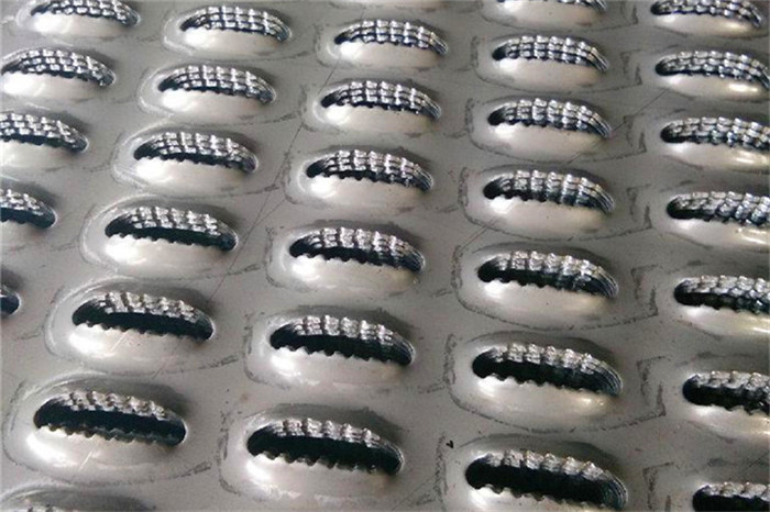 齒形防滑板 鱷魚(yú)嘴狀防滑板